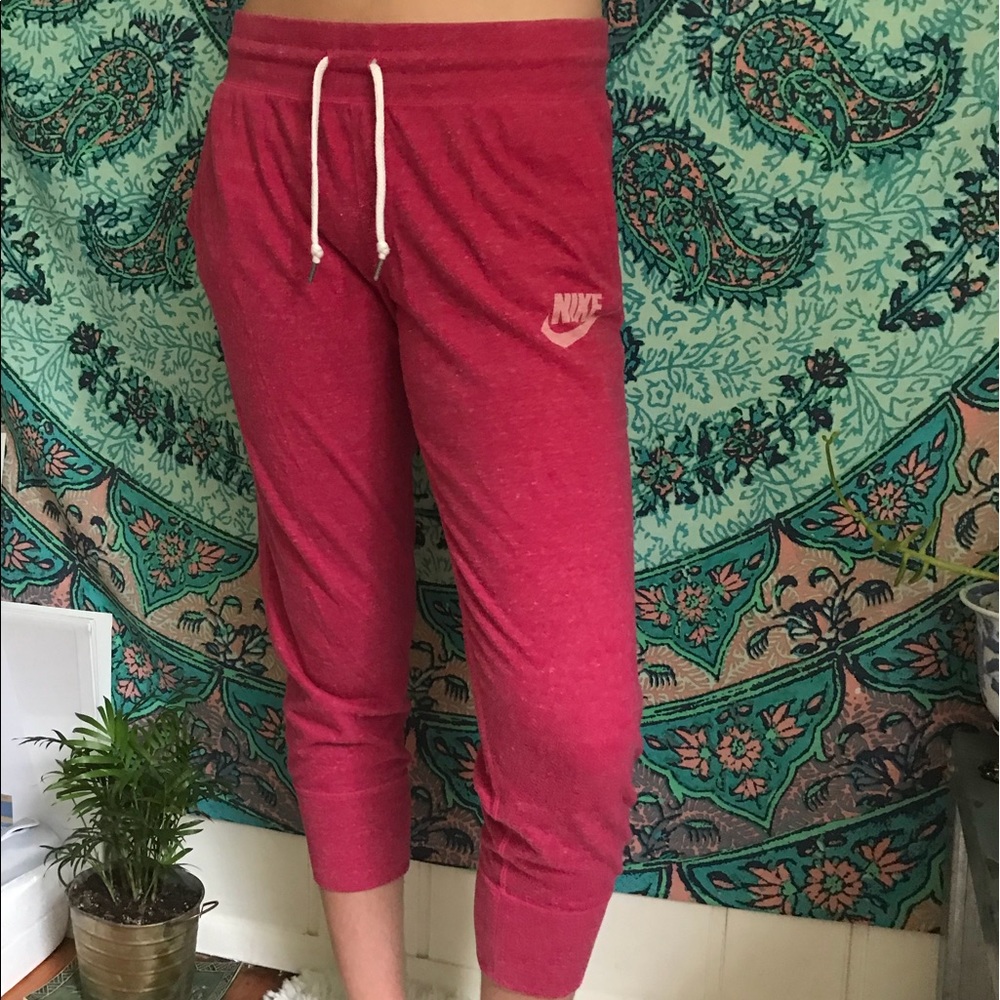 pink cropped nike sweats